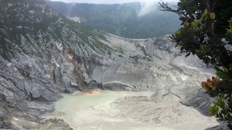 Tangkuban Perahu